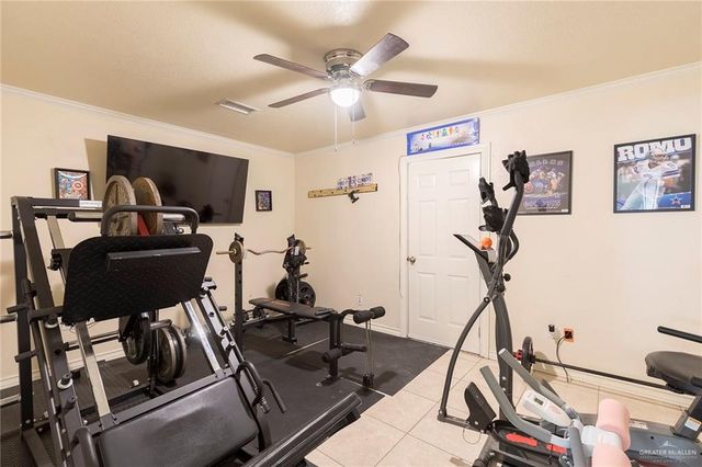 1903 E Bugambilia Avenue, Hidalgo, TX 78557