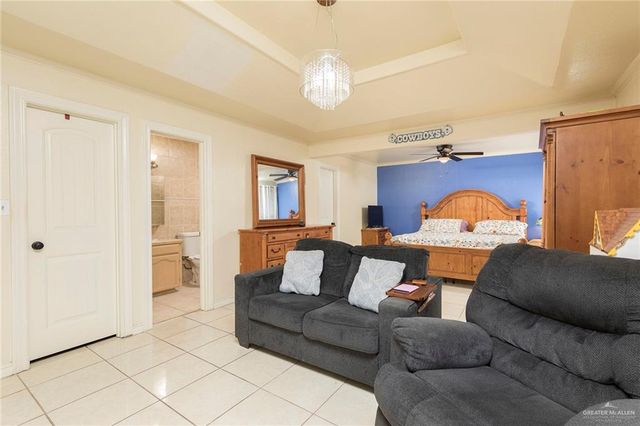 1903 E Bugambilia Avenue, Hidalgo, TX 78557