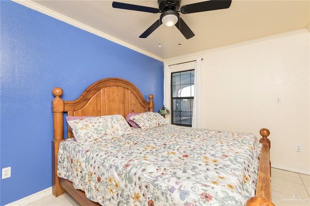 1903 E Bugambilia Avenue, Hidalgo, TX 78557