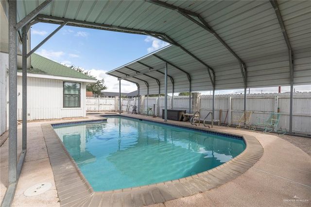 1903 E Bugambilia Avenue, Hidalgo, TX 78557