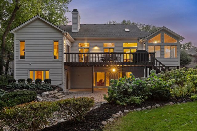 7524 Auto Club Circle, Bloomington, MN 55438