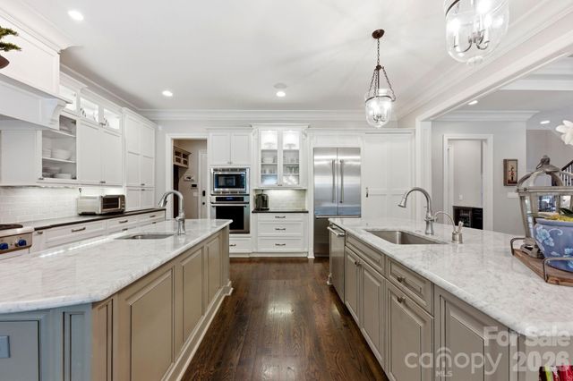 109 Kingsbury Court, Mooresville, NC 28117