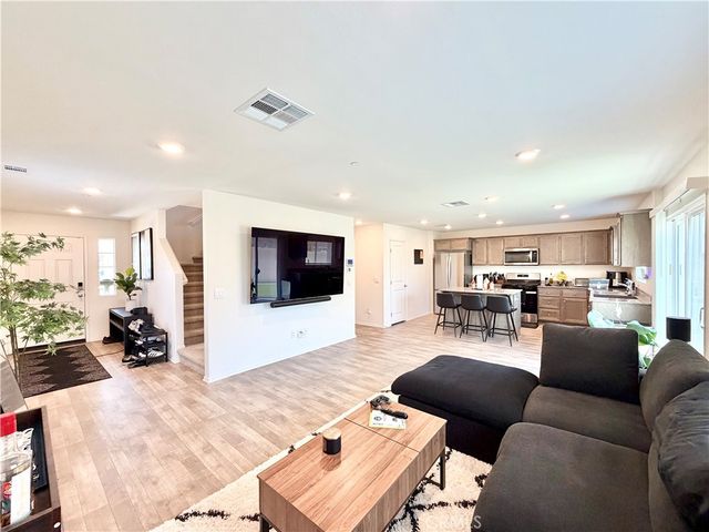 30607 Cyclone Avenue, Winchester, CA 92596