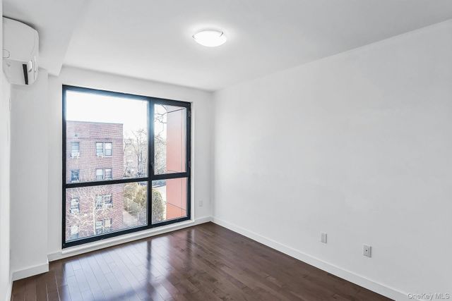 43-12 214th Place 4D, Bayside, NY 11361