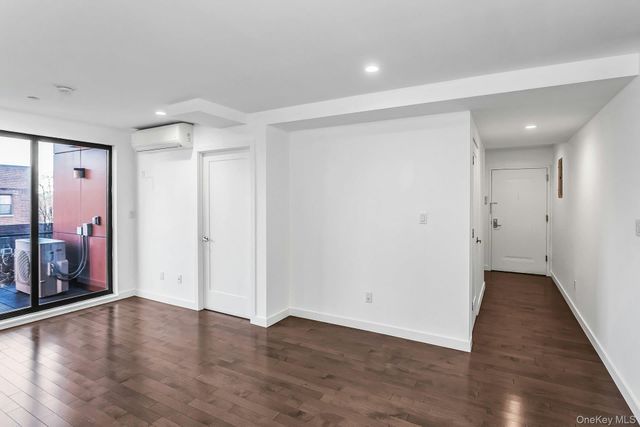 43-12 214th Place 4D, Bayside, NY 11361