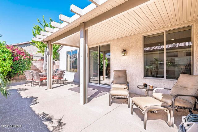 15931 W AUTUMN Circle, Surprise, AZ 85374