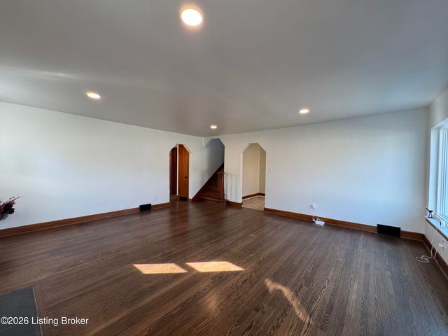 1326 Phyllis Ave, Louisville, KY 40215