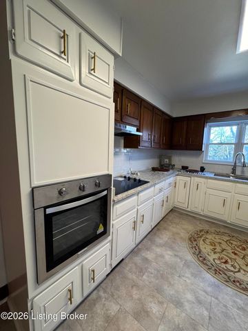 1326 Phyllis Ave, Louisville, KY 40215