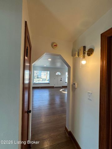 1326 Phyllis Ave, Louisville, KY 40215