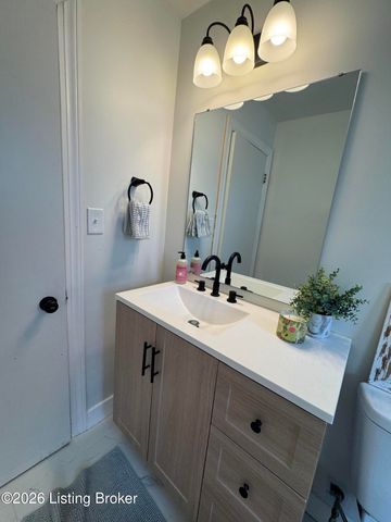 1326 Phyllis Ave, Louisville, KY 40215