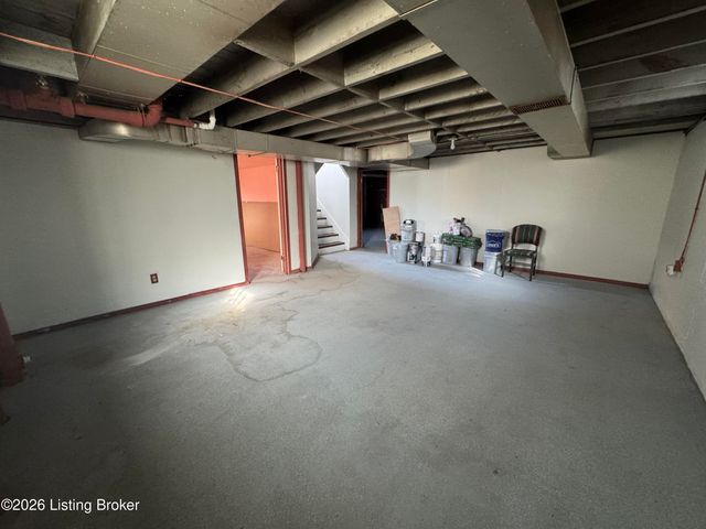 1326 Phyllis Ave, Louisville, KY 40215