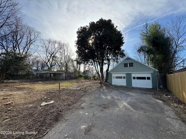 1326 Phyllis Ave, Louisville, KY 40215