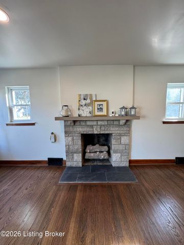 1326 Phyllis Ave, Louisville, KY 40215