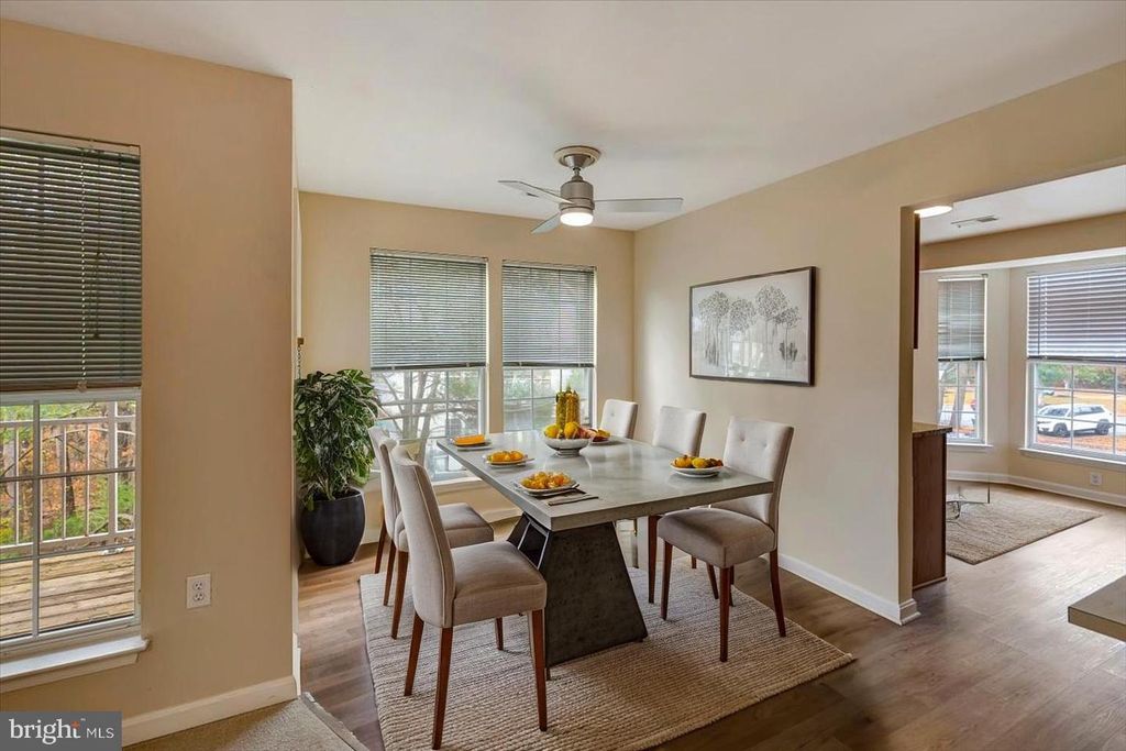 Image 8 of property listing at 4828 STONE SHOP CIR #4828, Owings Mills, MD 21117
