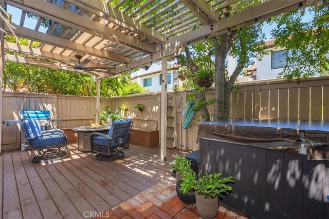 7 Shadow Hill, Laguna Hills, CA 92653