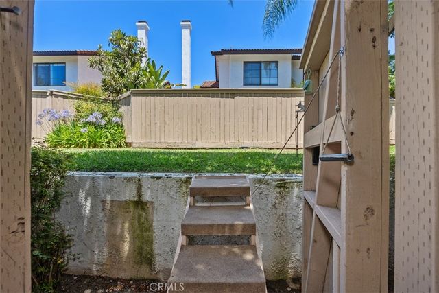 7 Shadow Hill, Laguna Hills, CA 92653