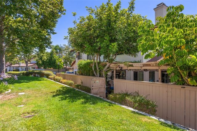 7 Shadow Hill, Laguna Hills, CA 92653