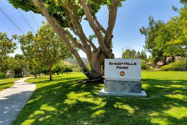 7 Shadow Hill, Laguna Hills, CA 92653