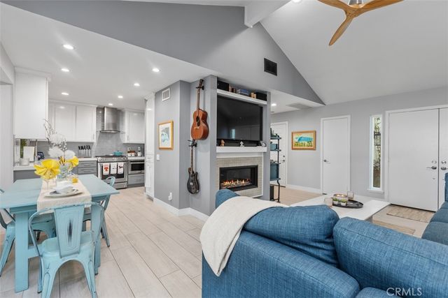 7 Shadow Hill, Laguna Hills, CA 92653