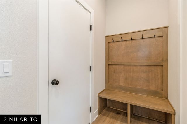 5005 147th Street, Urbandale, IA 50323