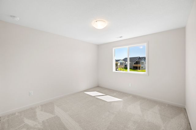 5005 147th Street, Urbandale, IA 50323