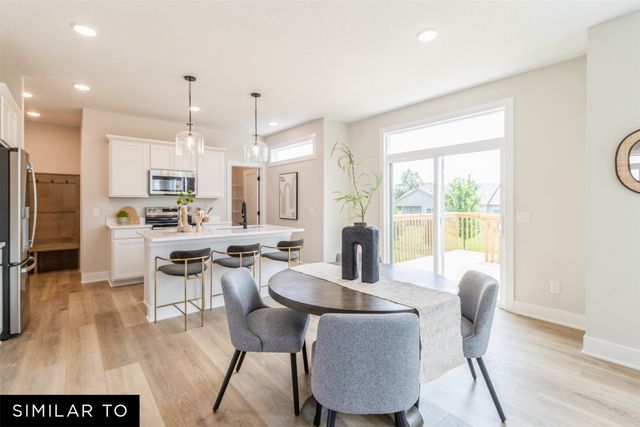 5005 147th Street, Urbandale, IA 50323