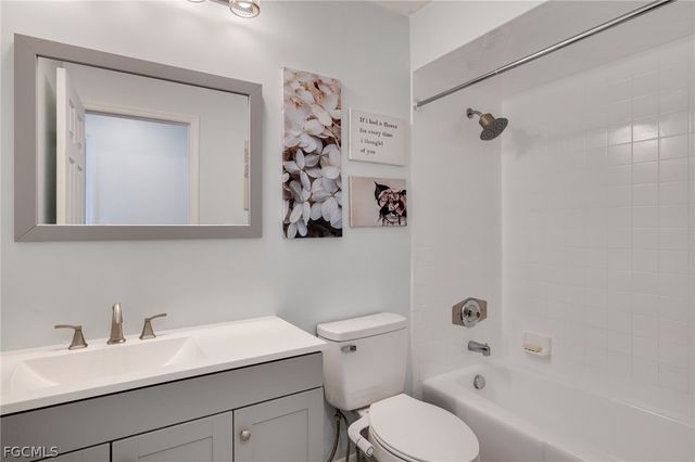 3414 SE 2nd PL, Cape Coral, FL 33904