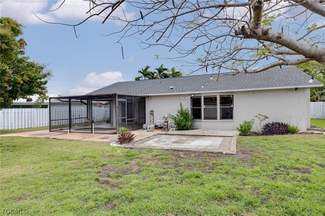 3414 SE 2nd PL, Cape Coral, FL 33904