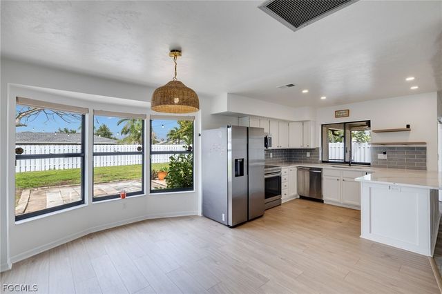 3414 SE 2nd PL, Cape Coral, FL 33904