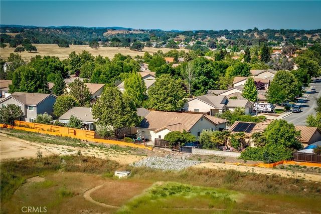 2457 Winding Brook Road, Paso Robles, CA 93446