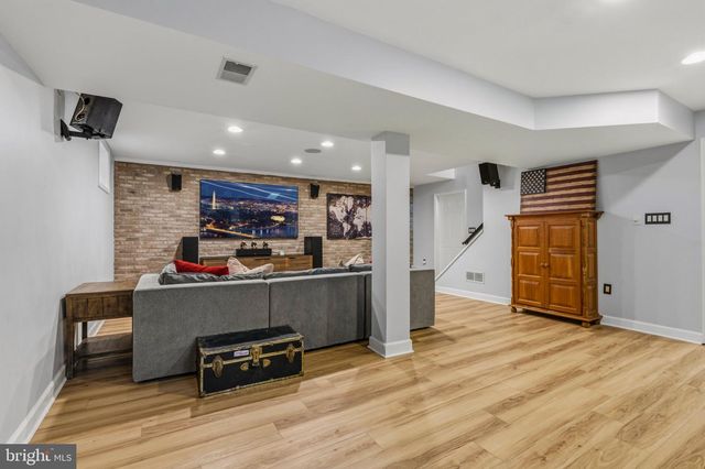636 KENT OAKS WAY, Gaithersburg, MD 20878