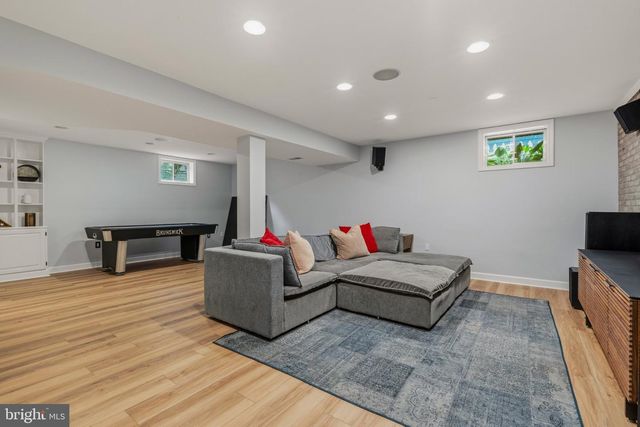 636 KENT OAKS WAY, Gaithersburg, MD 20878