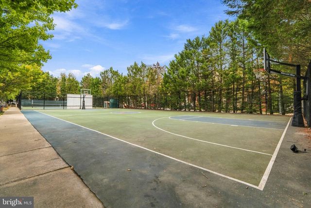 636 KENT OAKS WAY, Gaithersburg, MD 20878