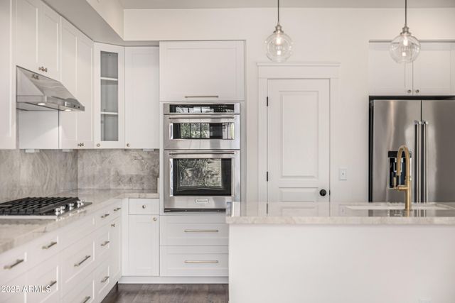 122 W Cottage Lane, Tempe, AZ 85282