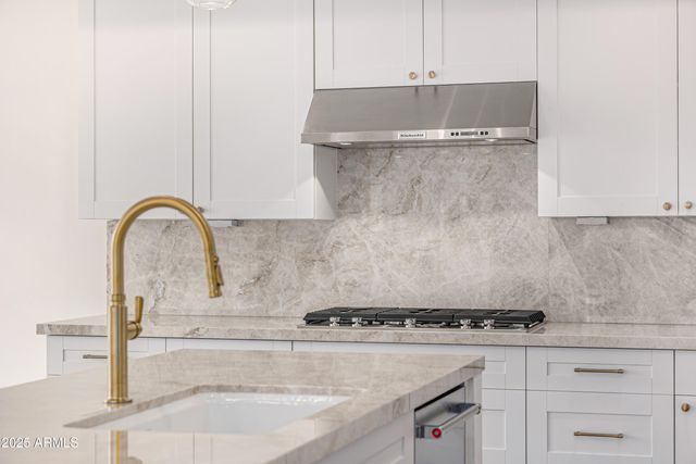 122 W Cottage Lane, Tempe, AZ 85282