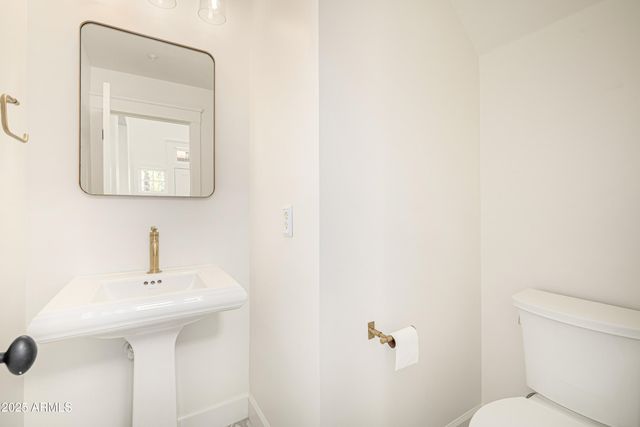 122 W Cottage Lane, Tempe, AZ 85282