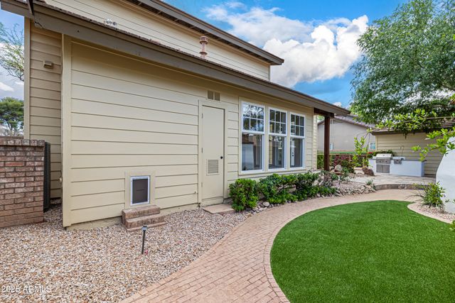 122 W Cottage Lane, Tempe, AZ 85282