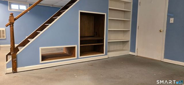 92 Flagler Street, Newington, CT 06111