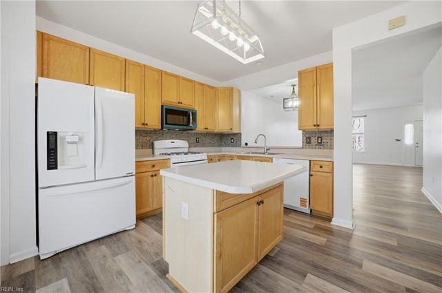 1405 Otterbourne QUAY, Chesapeake, VA 23320