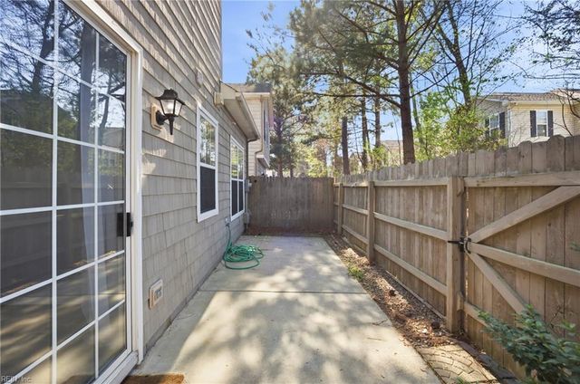 1405 Otterbourne QUAY, Chesapeake, VA 23320