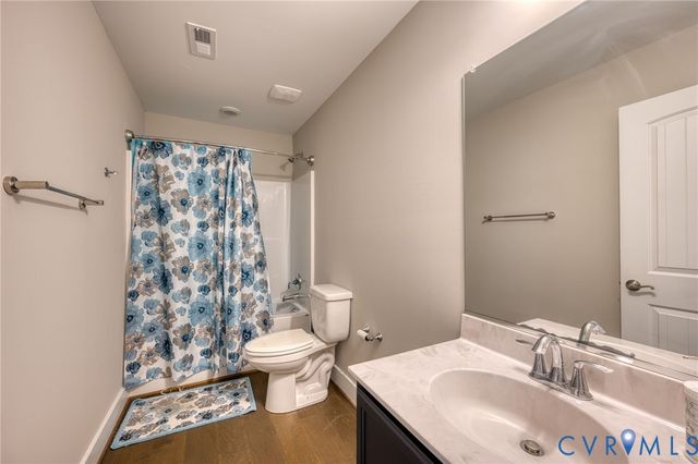 5800 Regal Ln, Providence Forge, VA 23140