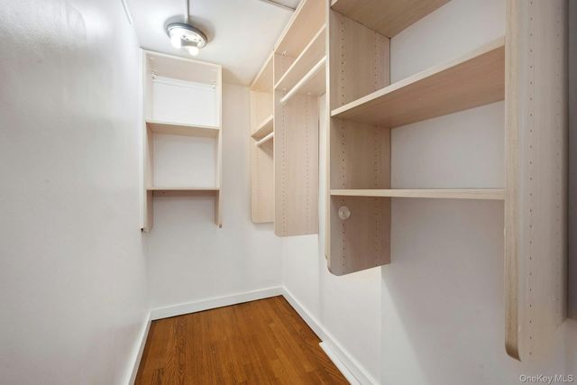 1 Echo Bay Place, New Rochelle, NY 10805