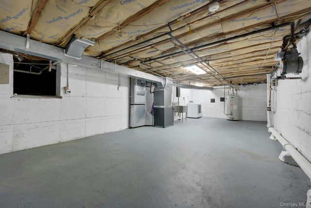 1 Echo Bay Place, New Rochelle, NY 10805