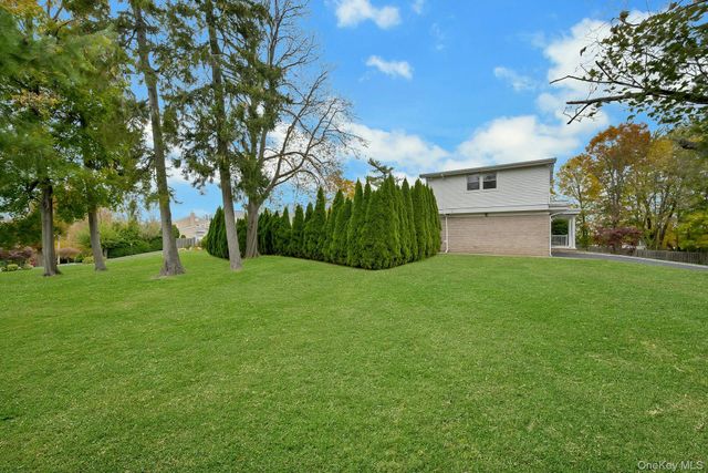 1 Echo Bay Place, New Rochelle, NY 10805