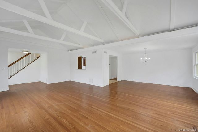 1 Echo Bay Place, New Rochelle, NY 10805