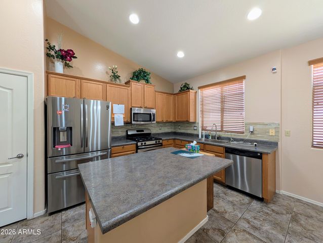 6525 S 37TH Lane, Phoenix, AZ 85041