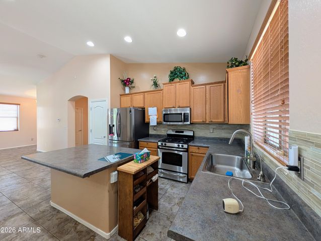 6525 S 37TH Lane, Phoenix, AZ 85041