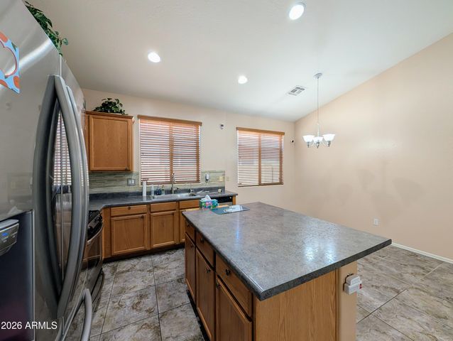 6525 S 37TH Lane, Phoenix, AZ 85041