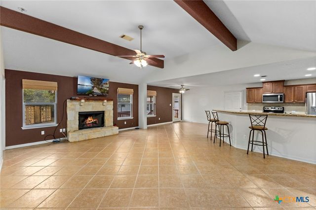 101 Queen Anne Circle, Canyon Lake, TX 78133