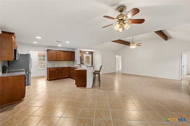 101 Queen Anne Circle, Canyon Lake, TX 78133